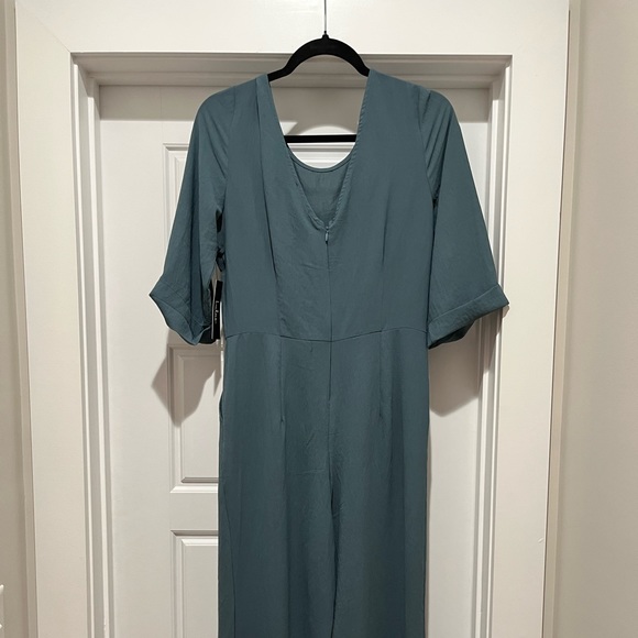 NWT Lulu’s Glam Squad Wide Leg Jumpsuit - Picture 10 of 11